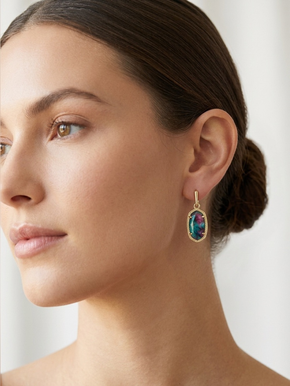 122: Kendra Scott 14KT gold over brass earrings